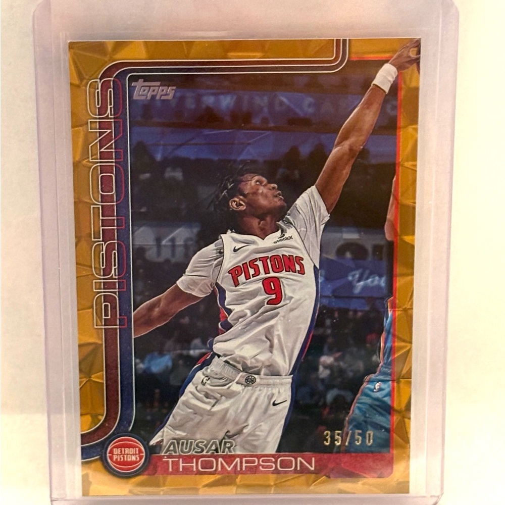 Ausar Thompson Basketball Card Gold Diamante 35/50 Detroit Pistons Topps